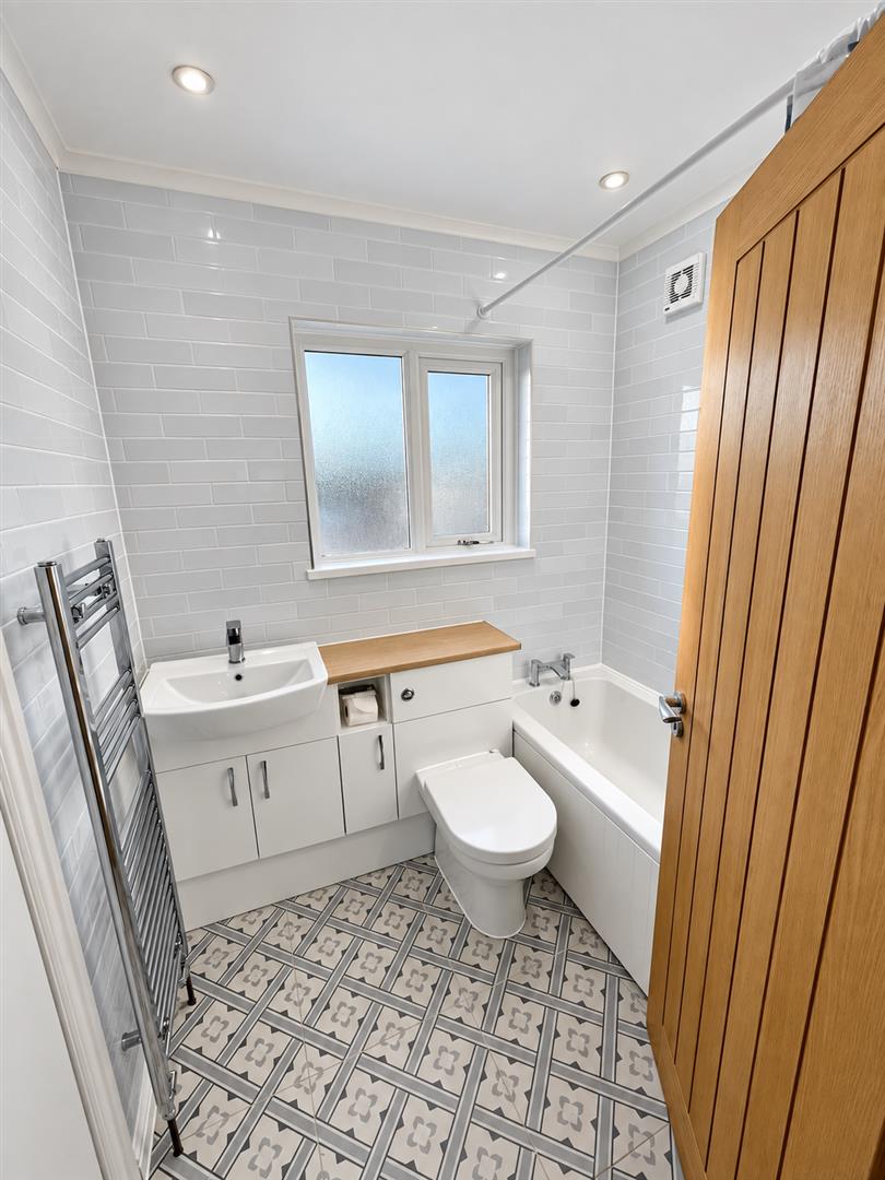 Llanyrnewydd, Penclawdd, Swansea, SA4 3JL